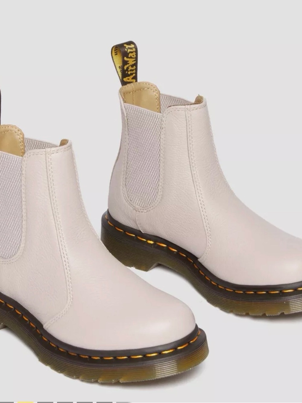 Dr. Martens Virginia leather lt beige Chelsea Boots